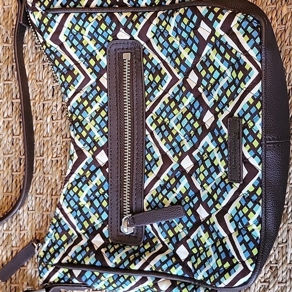 𝅺VERA BRADLEY rainforest Mini crossbody purse bag. - Picture 2 of 6